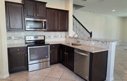 1069 PAVIA DRIVE, APOPKA, FL 32703