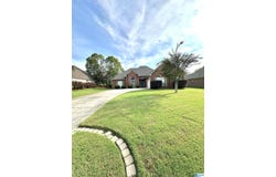 236 QUEENS GATE, ALABASTER, AL 35114