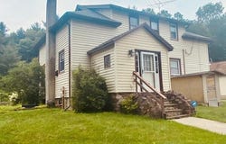 558 Effort Neola Road, Brodheadsville, PA 18322