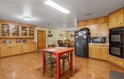 101 Martin Street, Naples, TX 75568