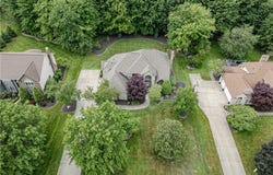2950 Lamplight Lane, Willoughby Hills, OH 44094