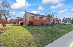 3915 DANVILLE DRIVE, TEMPLE HILLS, MD 20748