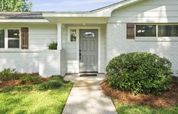 307 Hillendale Dr., Hattiesburg, MS 39402