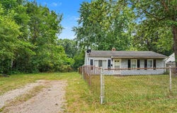 135 Saratoga Avenue, Battle Creek, MI 49037