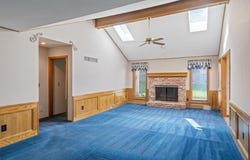 8592 Caenen Lake Court, Lenexa, KS 66215
