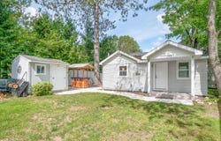 108 Henderson Place, Cadillac, MI 49601