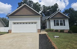 149 Topaz Ln, Gaffney, SC 29341