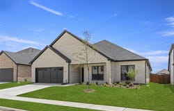 304 Community Drive, Lavon, TX 75166