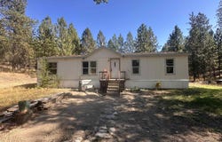 6442 Pascal Loop Rd, Fruitland, WA 99129