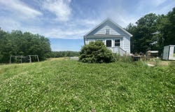 72 Henry Lane, Whitefield, ME 04353