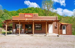 3500 Mabe Stanleytown Road, Duffield, VA 24244
