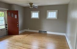 2122 S 77th St, West Allis, WI 53219