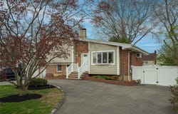 203 W 18th Street, Deer Park, NY 11729