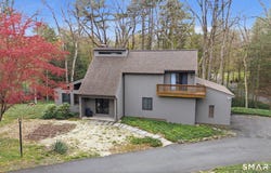 18 Highridge Drive, Granby, CT 06035