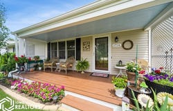 1714 Neil, Pella, IA 50219