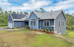 432 Main Street, Danville, NH 03819