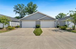 118 Fallen Oak Lane, Elyria, OH 44035