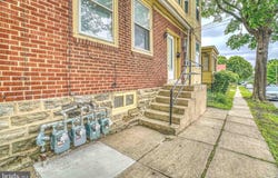 121 CENTRAL AVENUE, CHELTENHAM, PA 19012