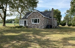 504 SUNSET Boulevard, RIDGELY, MD 21660