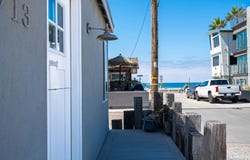 713 San Jose Pl, San Diego, CA 92109