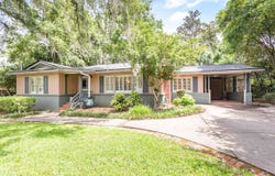 832 Governors Drive, Tallahassee, FL 32301