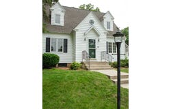 215 NW 6th Street, Waverly, IA 50677