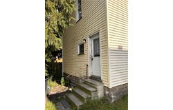 34 Franklin, Niles, OH 44446