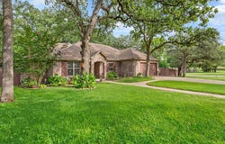 1007 N Liveoak Ln, Hamilton, TX 76531