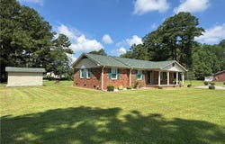 1426 Red Springs Road, Raeford, NC 28376