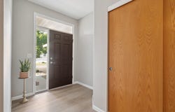5794 Oakwood Ave NE, CedarRapids, IA 52402
