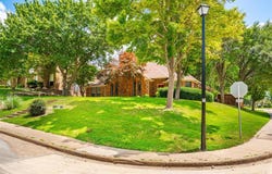 900 Forest Hill Court, Cedar Hill, TX 75104