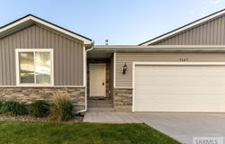 3623 S Yvonne Way, Ammon, ID 83406