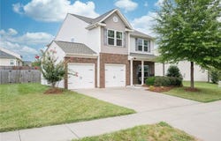 4578 Wedge Drive, Pfafftown, NC 27040
