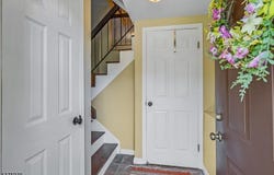 92 Nottingham Sq, Washington Twp., NJ 07840-4233
