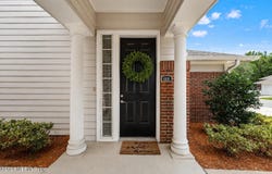 2045 SECRET GARDEN Lane, Fleming Island, FL 32003