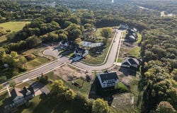 719 Ensconsed Way, Chaska, MN 55318