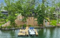 391 Old Jay Rd, Eclectic, AL 36024