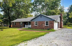 563 Yockey Estates, Mitchell, IN 47446