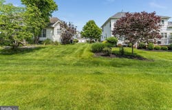 7 COLTS LANE, FLEMINGTON, NJ 08822