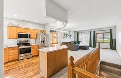 726 Regent Drive, Shakopee, MN 55379