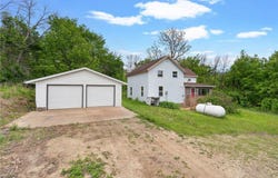 W11651 State Road 35, Oak Grove Twp, WI 54021