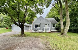 2175 E Turkeyfoot Lake Road, Green, OH 44312