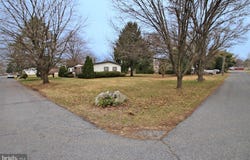 2015 E PENNSYLVANIA Avenue, LEBANON, PA 17042