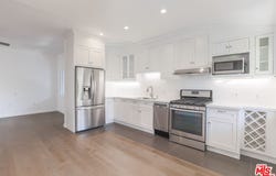 31 Breeze Ave, Venice, CA 90291