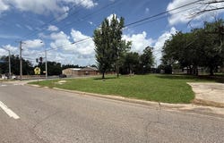1304 E Highland Street, Shawnee, OK 74801