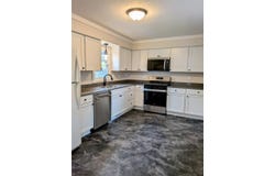 1300 NE 50th Place, Des Moines, IA 50313