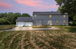 1121 River Avenue, Gardiner, ME 04345