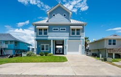 140 PORT ROYAL, City by the Sea, TX 78336