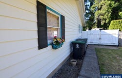 705 Ventura St N, Keizer, OR 97303