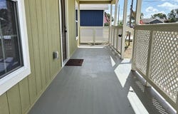702 E 5th, Nixon, TX 78140